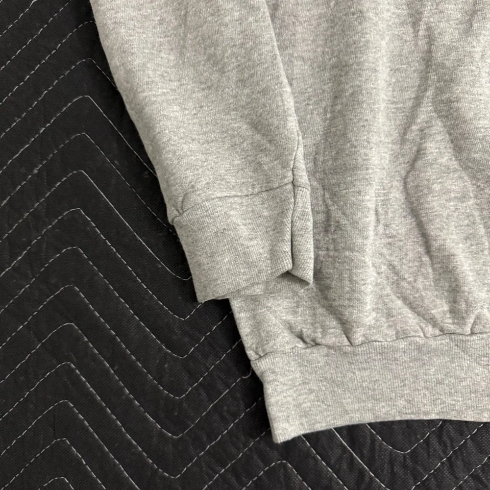 Vintage TSI Y2K Who Needs Hair With A Body Like This Sweatshirt Mens Large‎ Gray
